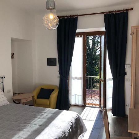 La Locanda Della Staffa Pombia 外观 照片