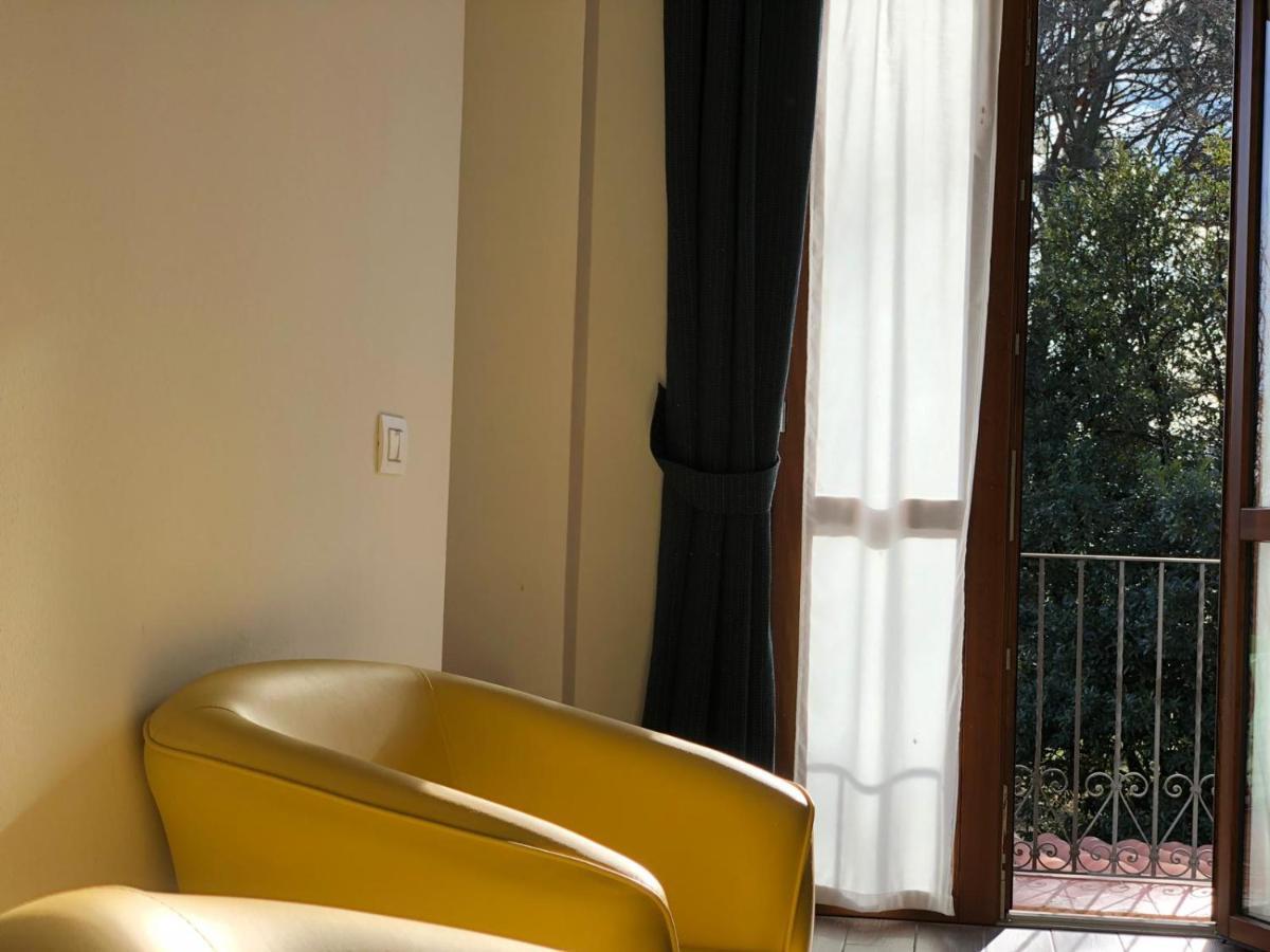 La Locanda Della Staffa Pombia 外观 照片